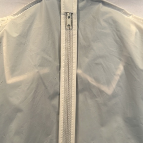 Coach 1941 Rain Coat, Size 4, PTP 18”, Length 32”, excellent condition, w/Bag - Picture 9 of 16